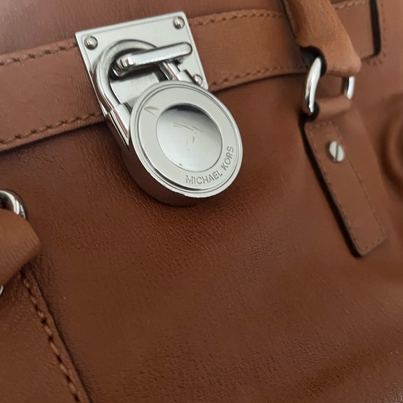 Micheal Kors Hamilton Large North/South Tote - Picture 6 of 10